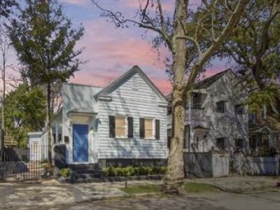 16 Moultrie Street, Charleston, SC 29403
