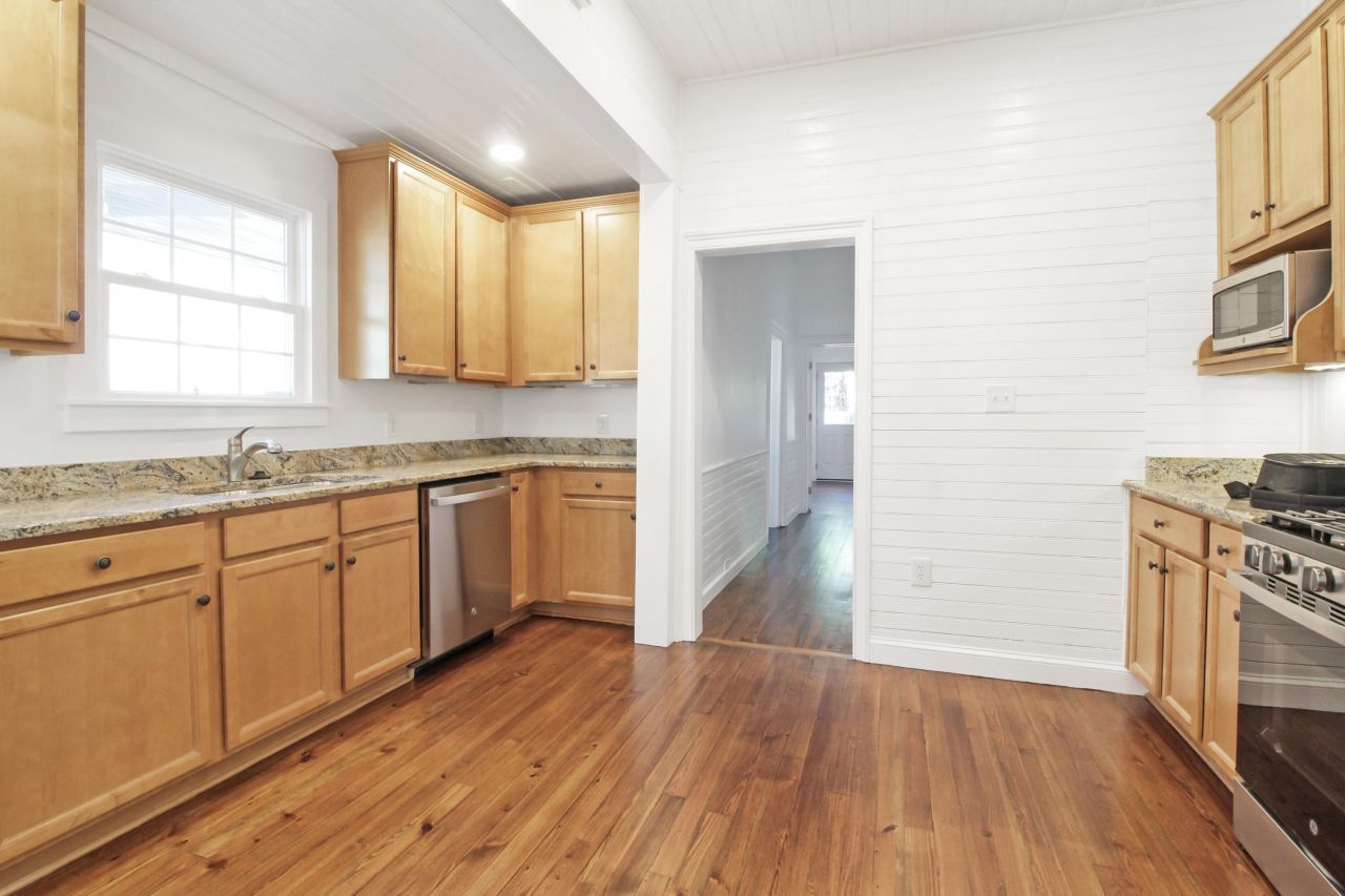 16 Moultrie Street Photo 24