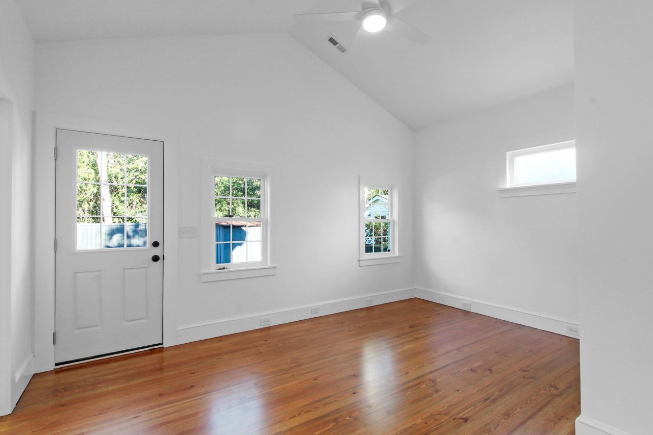 16 Moultrie Street Photo 36