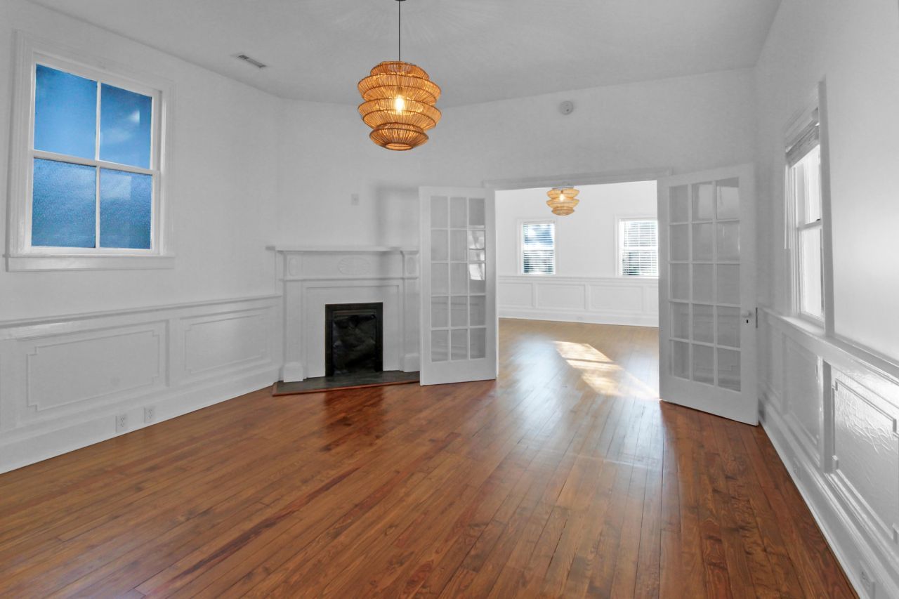 16 Moultrie Street Photo 5