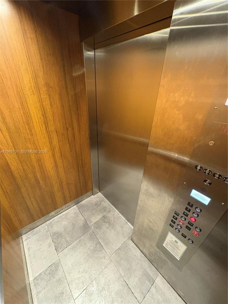 16215 NE 18th Ct, Unit 202, North Miami Beach, FL 33162 Photo