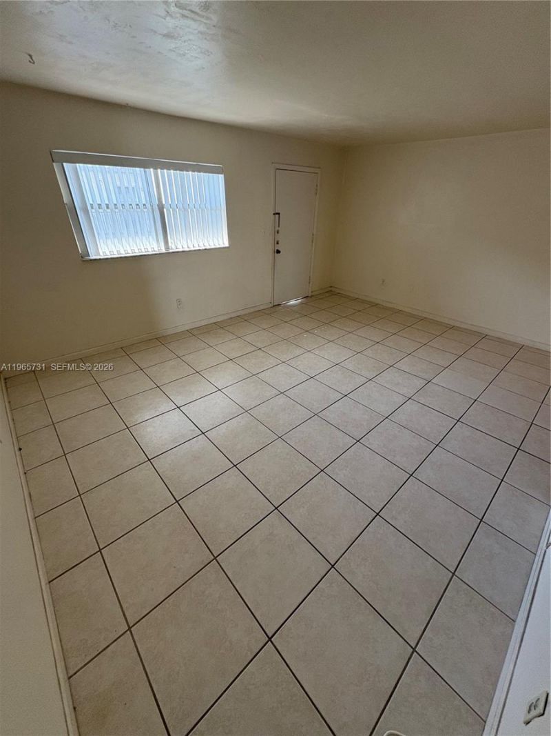 16215 NE 18th Ct, Unit 202, North Miami Beach, FL 33162 Photo