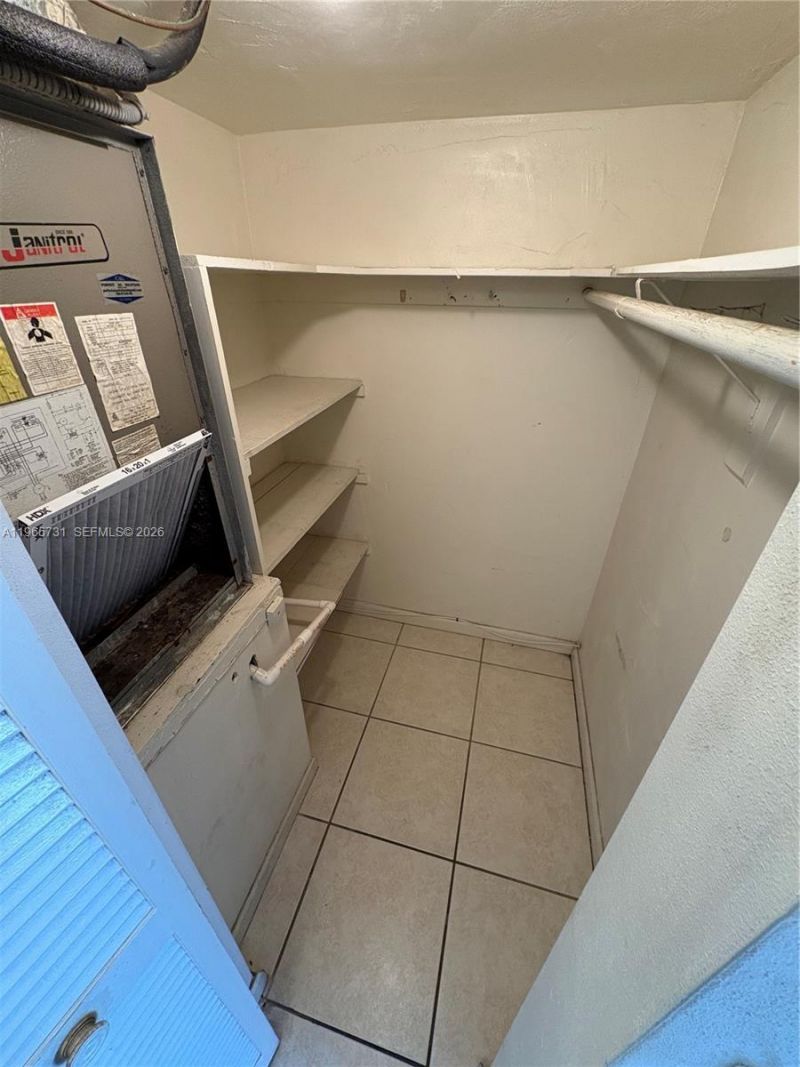 16215 NE 18th Ct, Unit 202, North Miami Beach, FL 33162 Photo