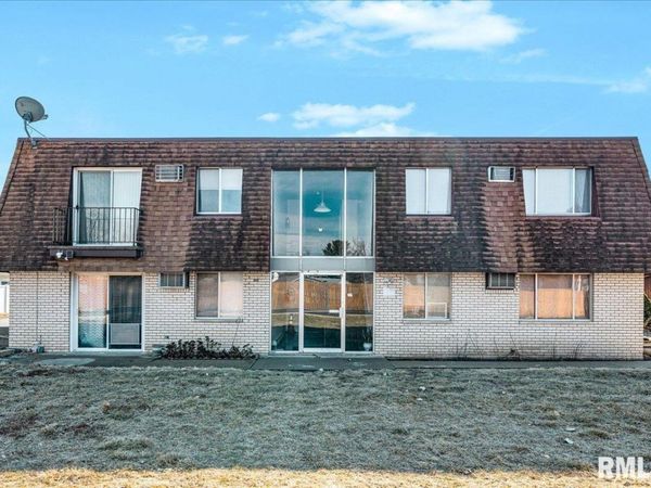 640 S 4TH Avenue, Morton, IL 61550