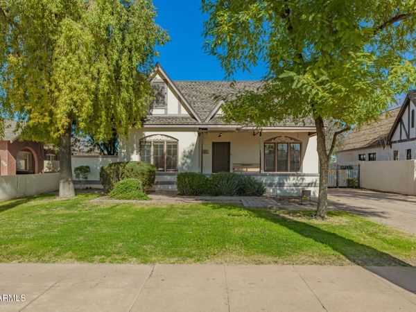 910 W PORTLAND Street, Phoenix, AZ 85007