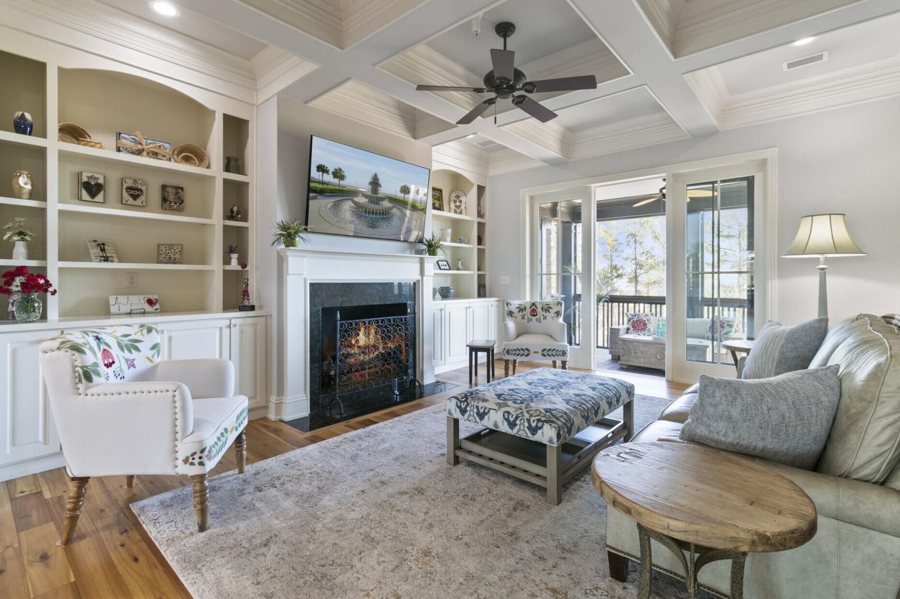 250 Island Park Drive Photo 10