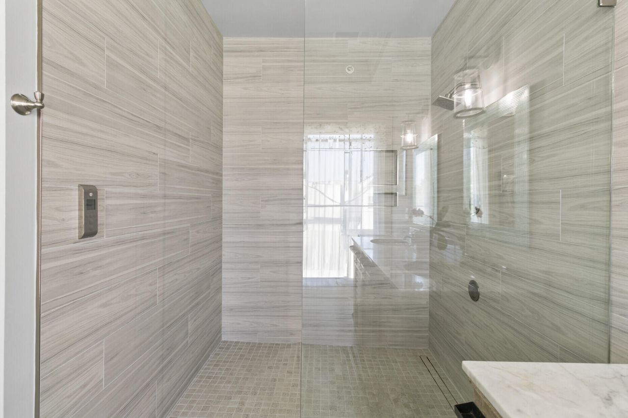 250 Island Park Drive Photo 25