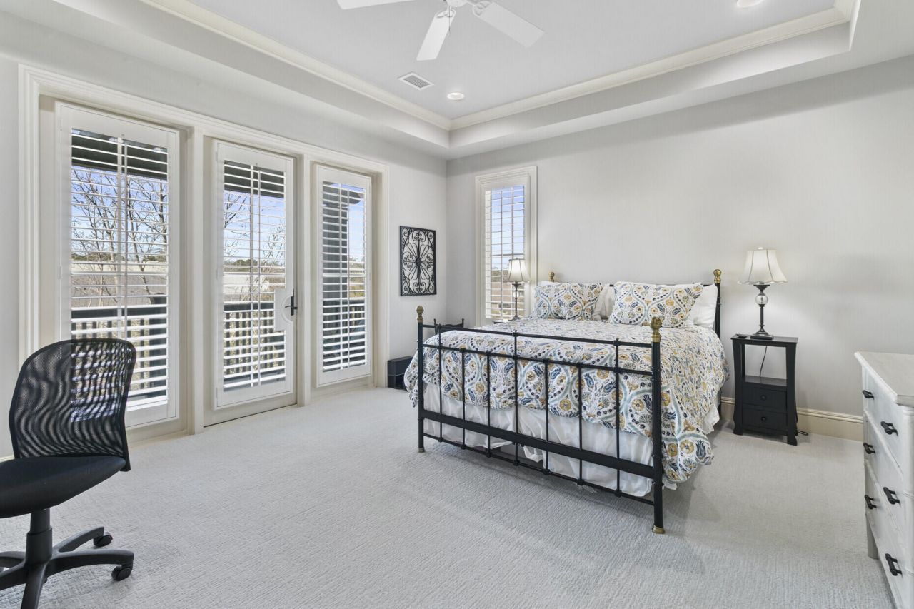 250 Island Park Drive Photo 29