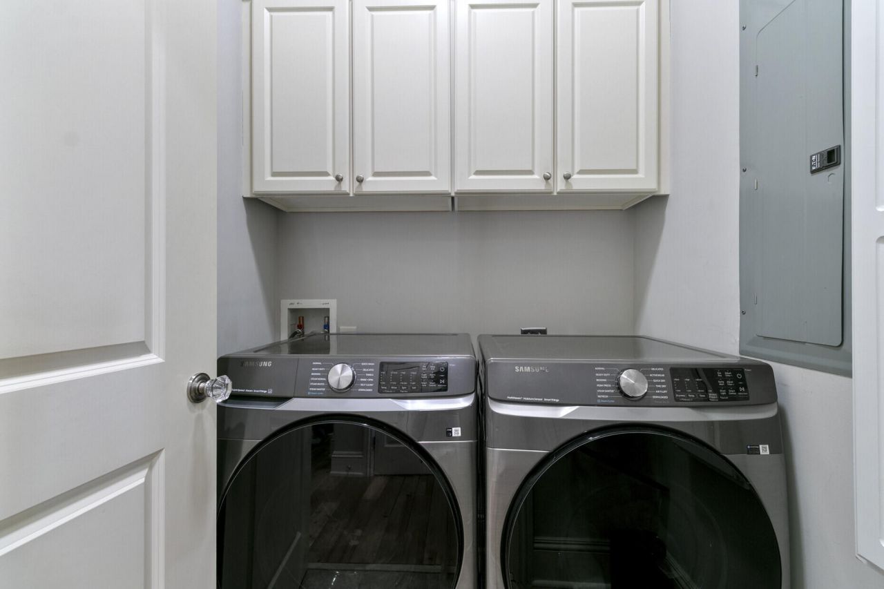 250 Island Park Drive Photo 33