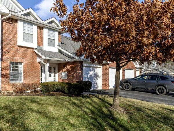 1408 W Crane Street, Unit 5, Arlington Heights, IL 60004