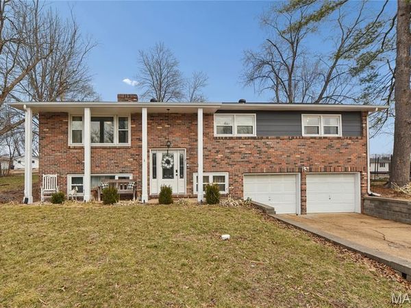 1837 Oak Street, Pacific, MO 63069