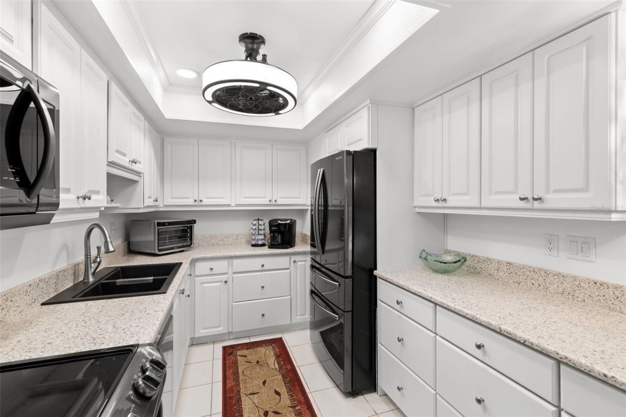 3143 37th Lane S, Unit B, Saint Petersburg, FL 33711 Photo