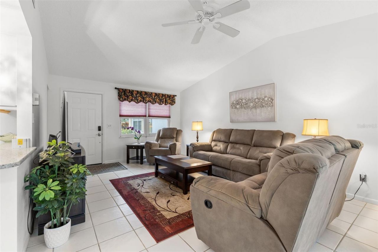 3143 37th Lane S, Unit B, Saint Petersburg, FL 33711 Photo