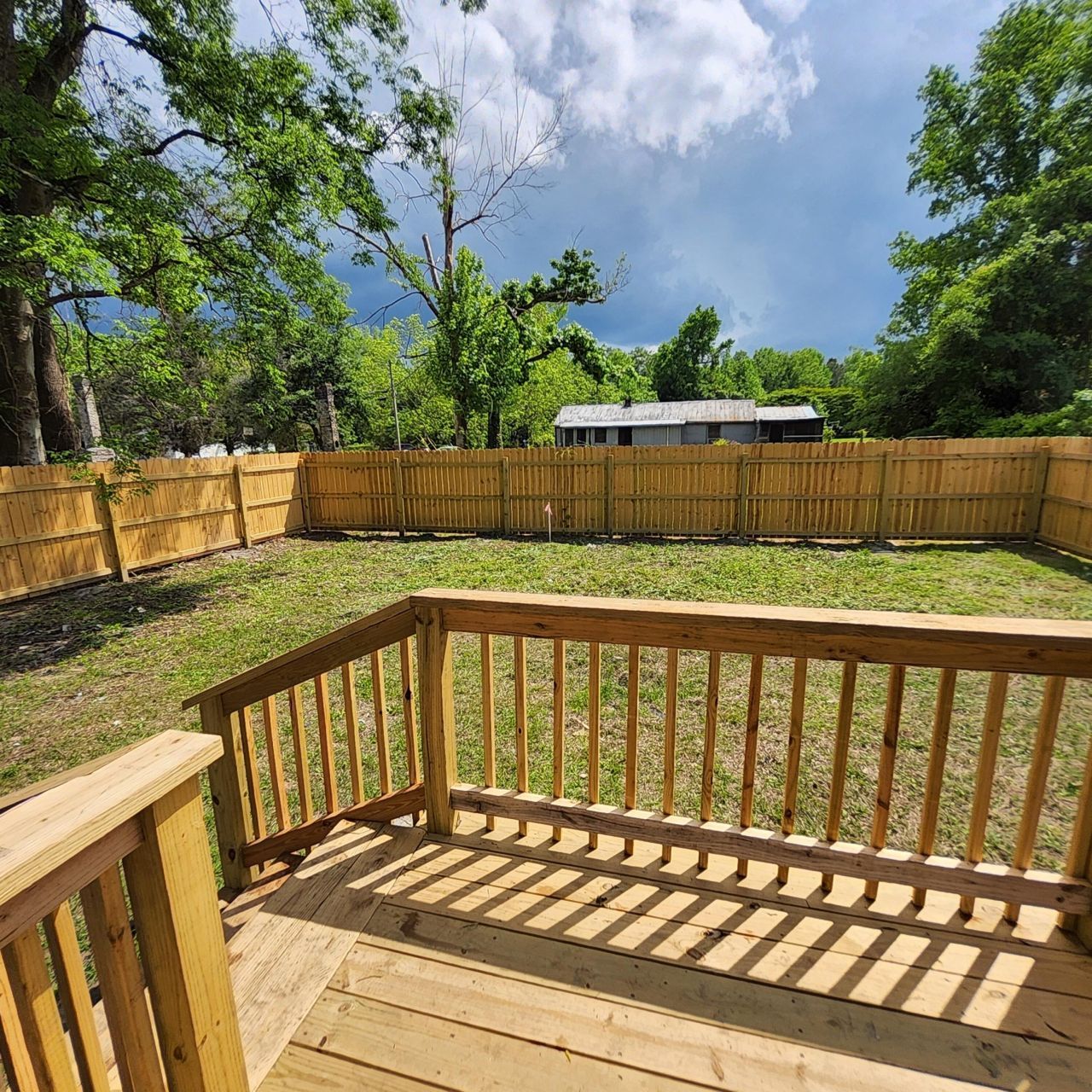 202 E Huggins Street Photo 20