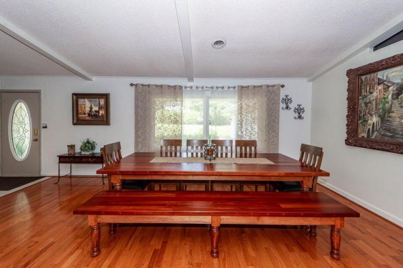 113 Grandview Court Photo 11