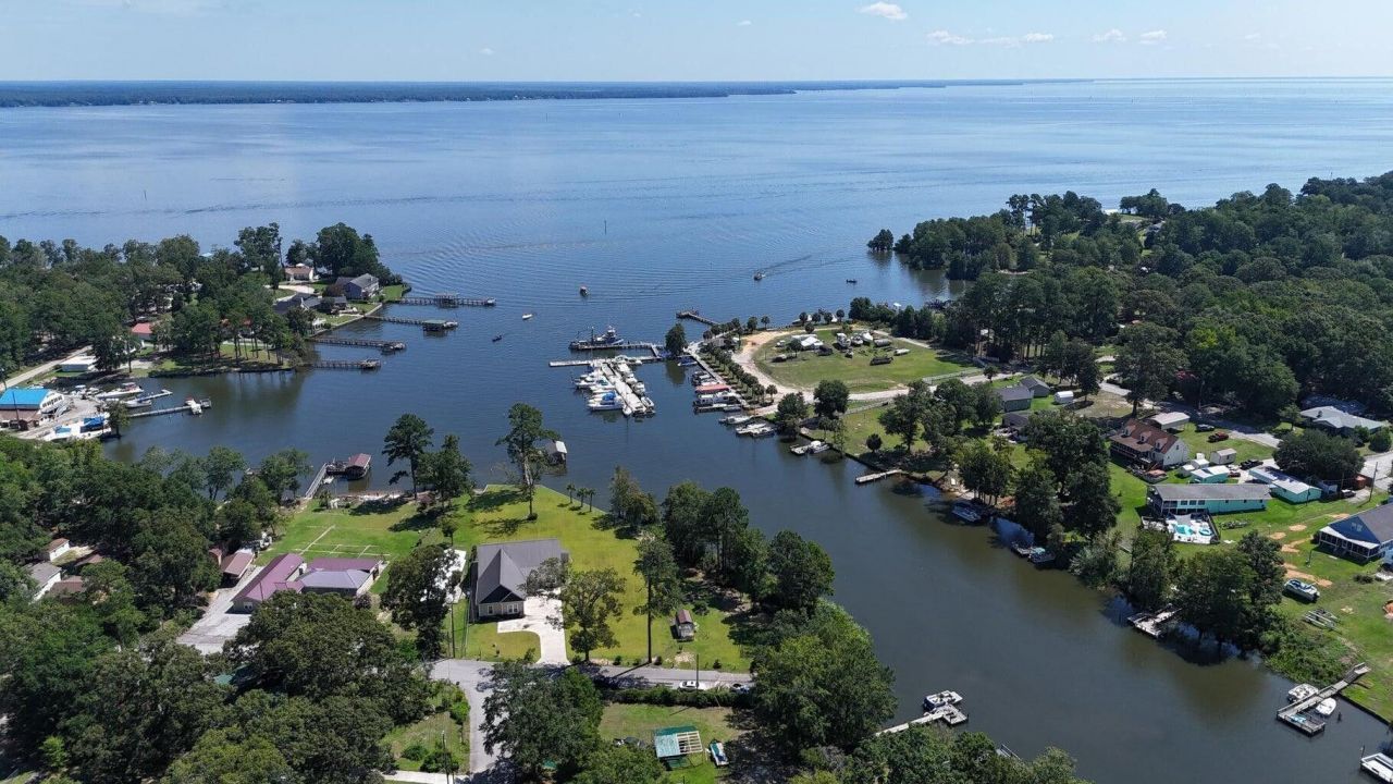 113 Grandview Court Photo 31