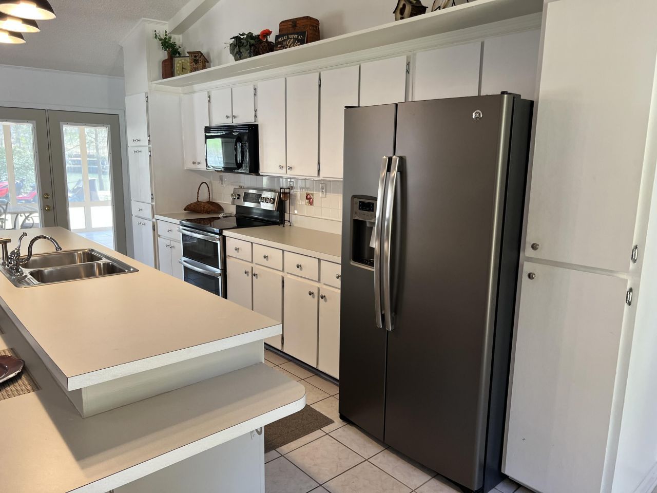 113 Grandview Court Photo 6