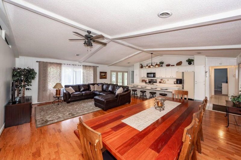 113 Grandview Court Photo 9