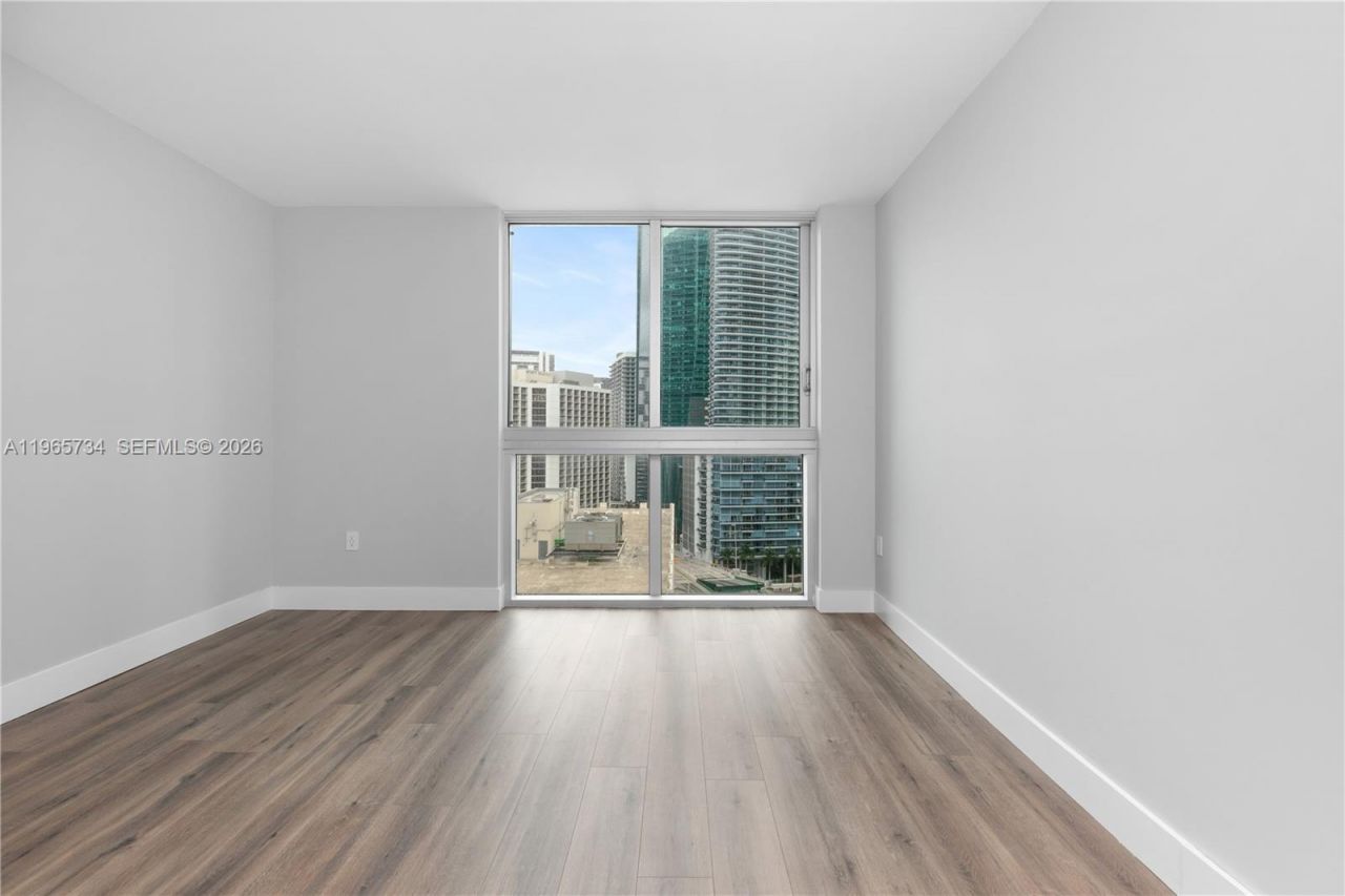 500 Brickell Ave, Unit 1801, Miami, FL 33131 Photo