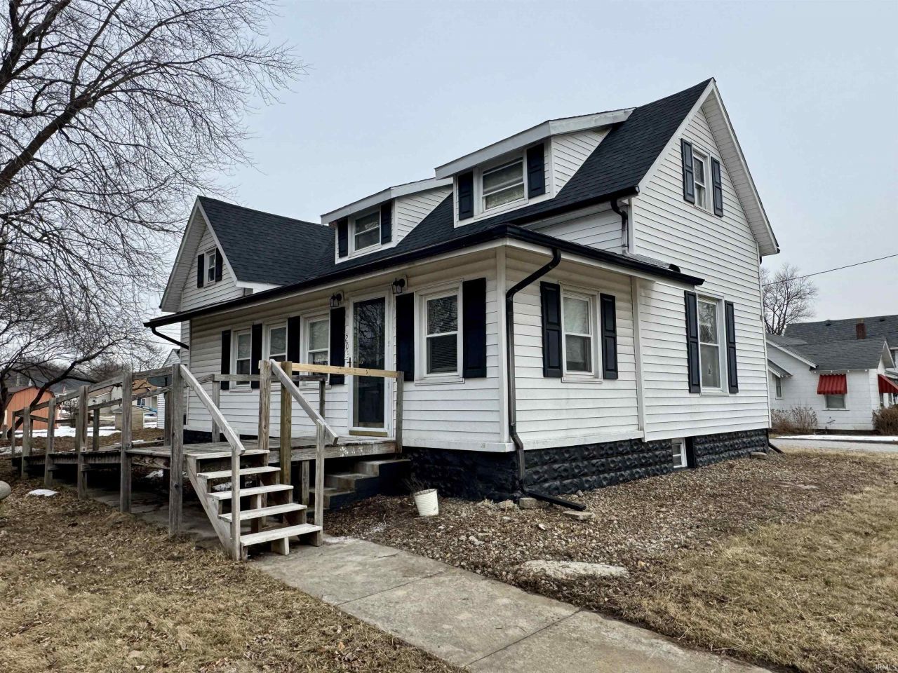203 E Lyons Street, Swayzee, IN 46986 Main Photo