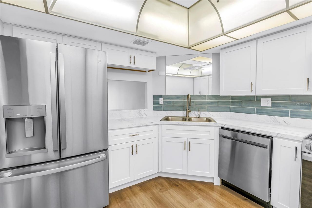 7400 Sun Island Drive S, Unit 103, South Pasadena, FL 33707 Photo