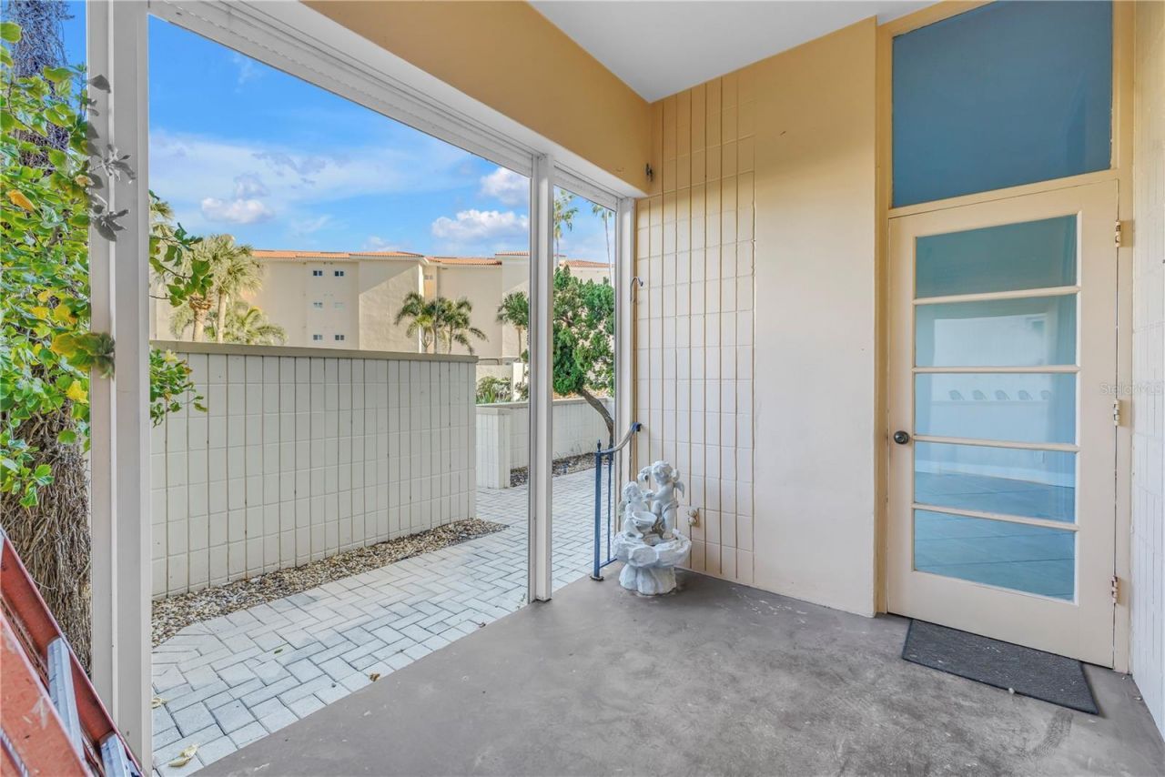 7400 Sun Island Drive S, Unit 103, South Pasadena, FL 33707 Photo