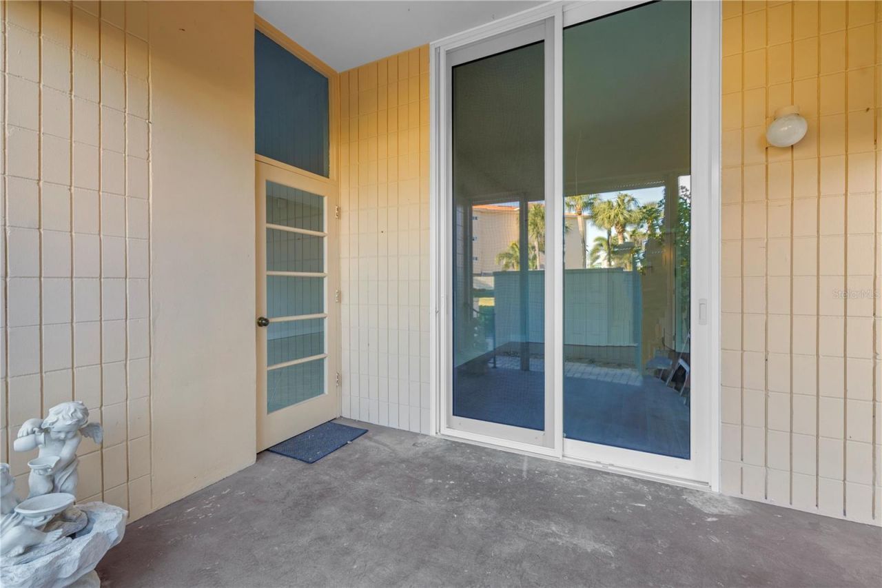 7400 Sun Island Drive S, Unit 103, South Pasadena, FL 33707 Photo