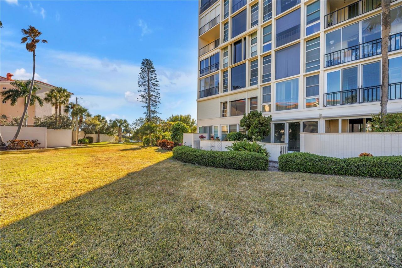 7400 Sun Island Drive S, Unit 103, South Pasadena, FL 33707 Photo