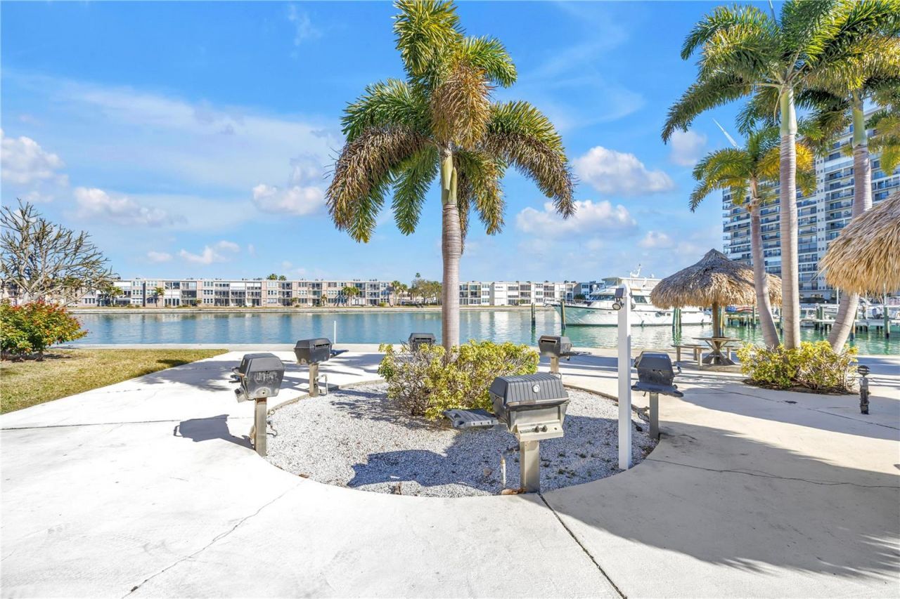 7400 Sun Island Drive S, Unit 103, South Pasadena, FL 33707 Photo