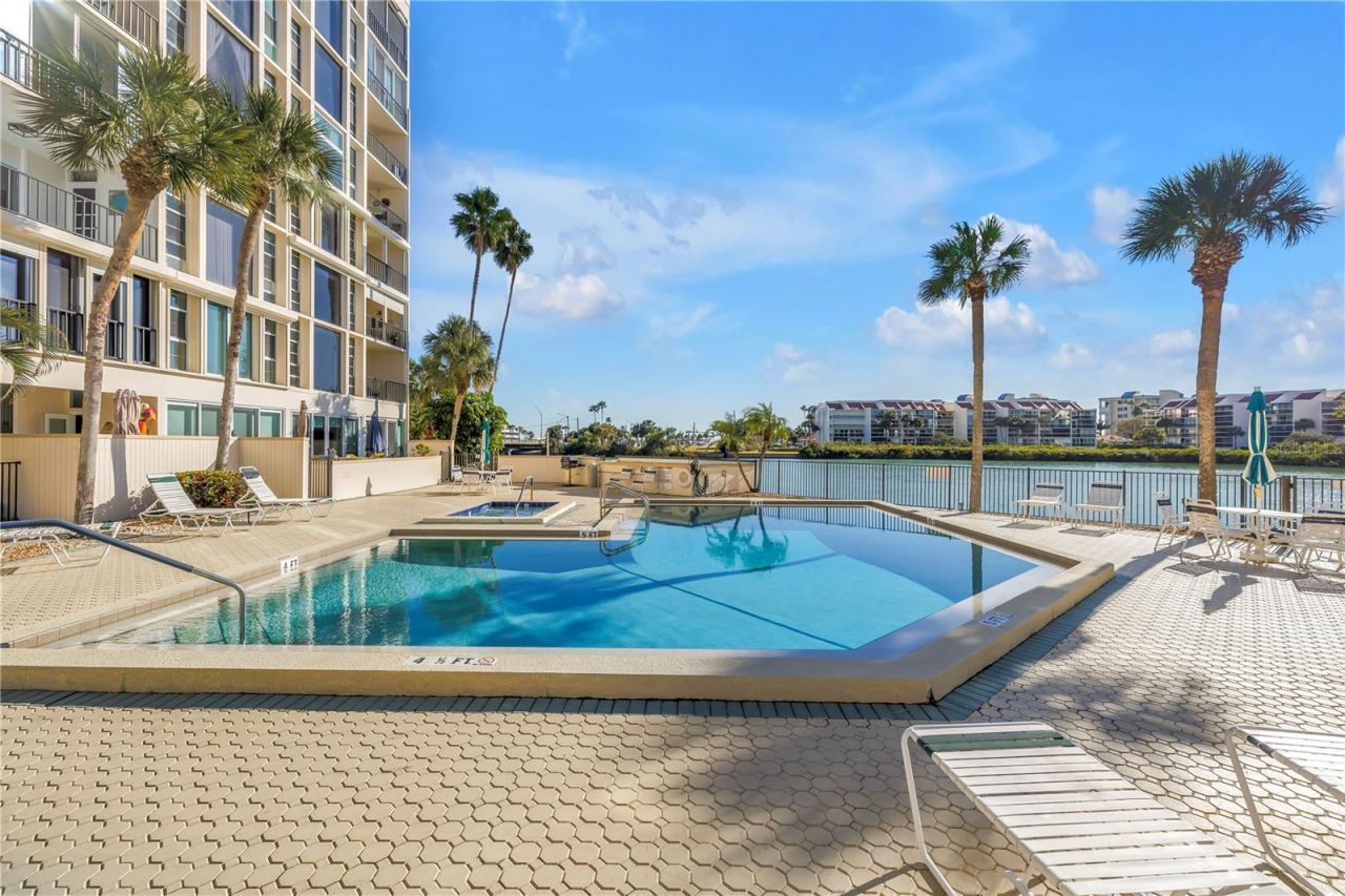 7400 Sun Island Drive S, Unit 103, South Pasadena, FL 33707 Photo
