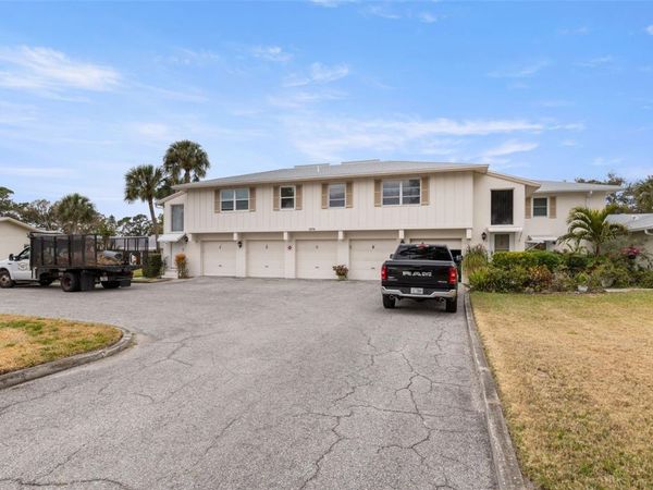 3275 37TH WAY S, Unit D, ST PETERSBURG, FL 33711