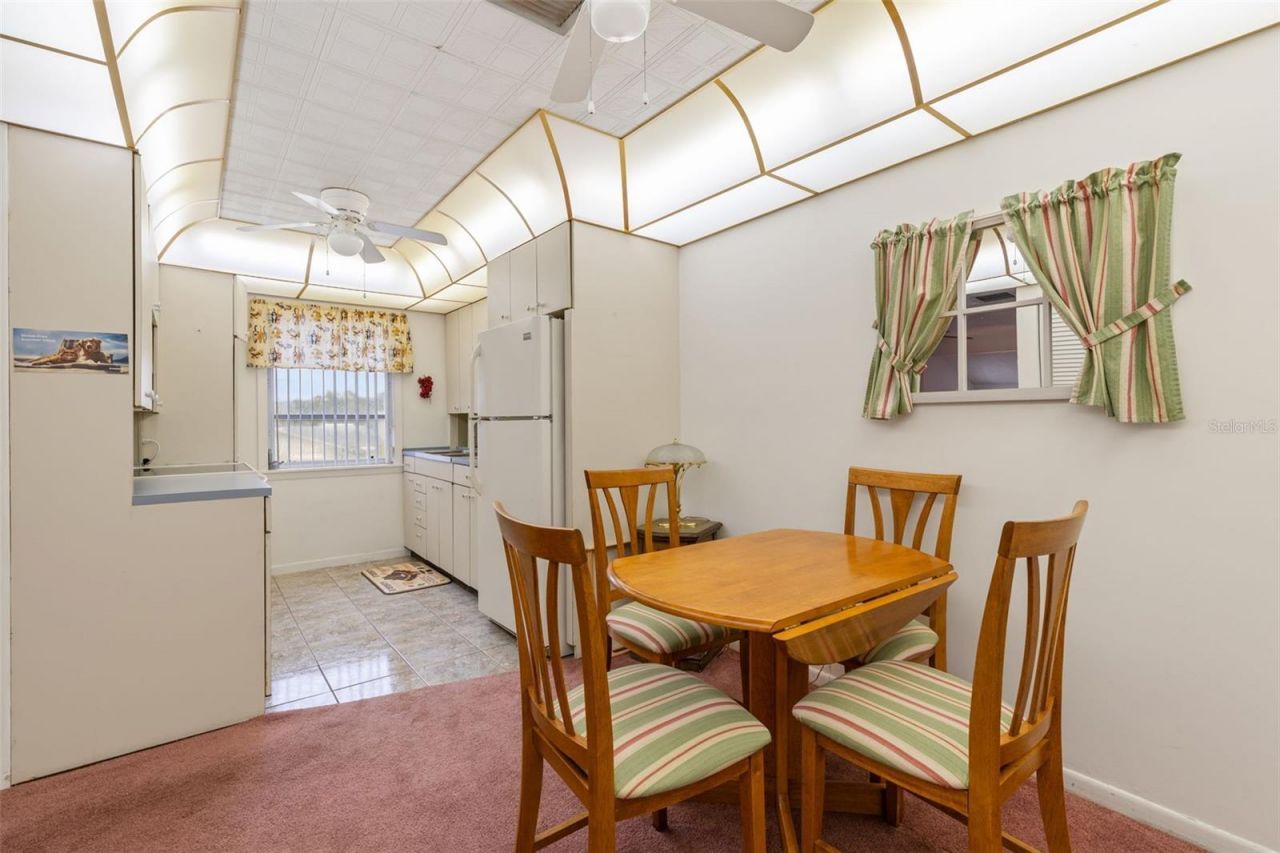 3275 37th Way S, Unit D, Saint Petersburg, FL 33711 Photo