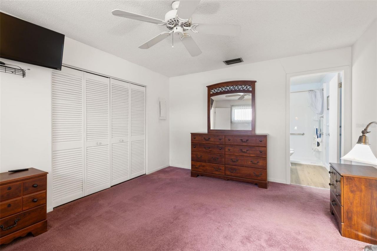 3275 37th Way S, Unit D, Saint Petersburg, FL 33711 Photo