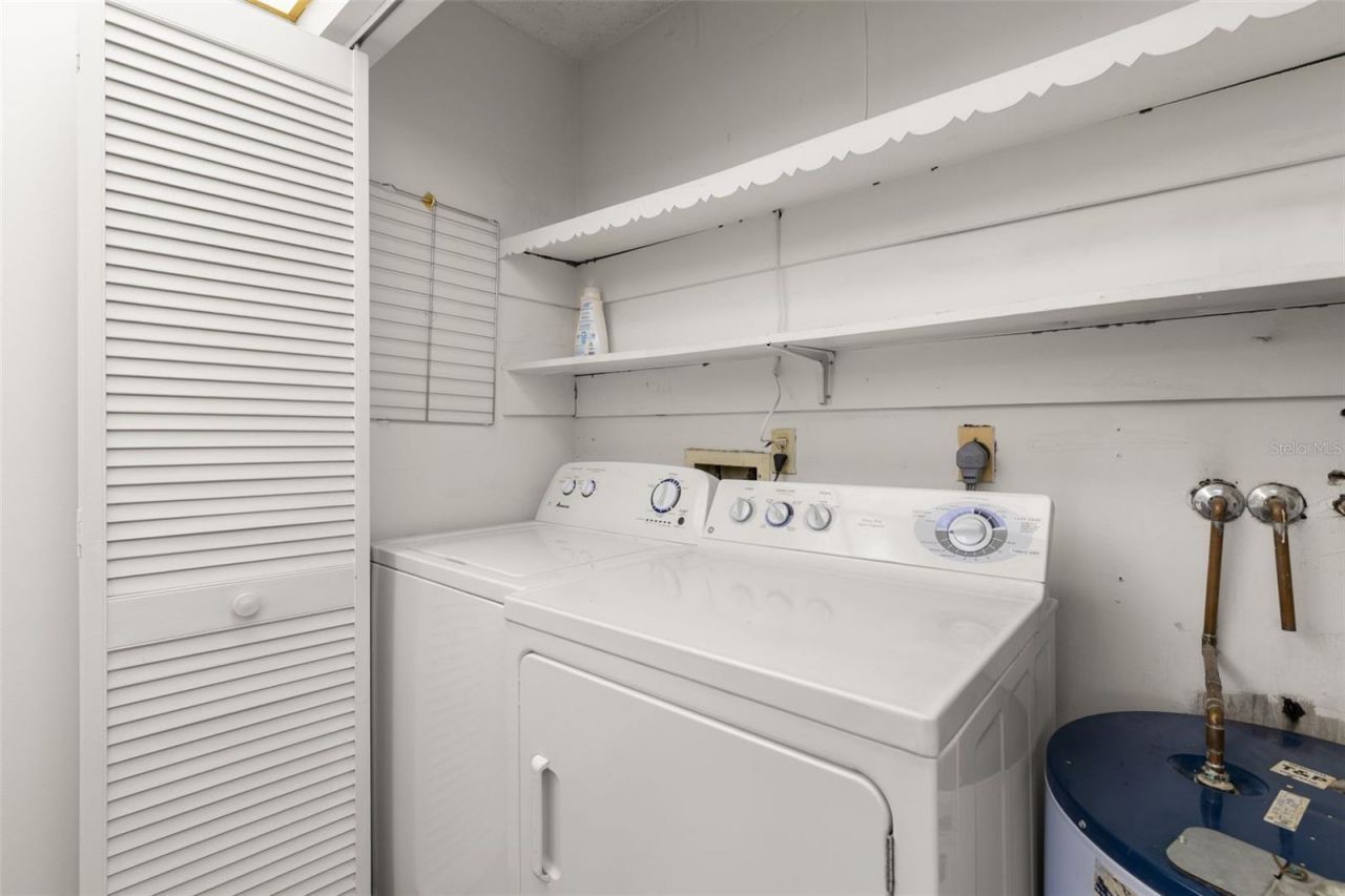 3275 37th Way S, Unit D, Saint Petersburg, FL 33711 Photo