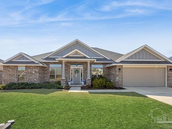 6263 Browning St, Milton, FL 32570