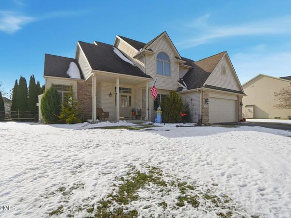 7223 Hunters Chase, Maumee, OH 43537