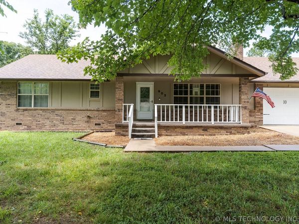902 S Mission Avenue, Tahlequah, OK 74464