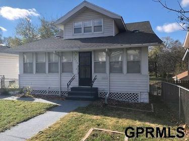 3076 S 34Th Street, Omaha, NE 68105