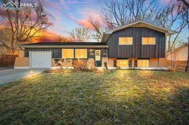 219 Fairfax Street, Colorado Springs, CO 80911 Main Photo