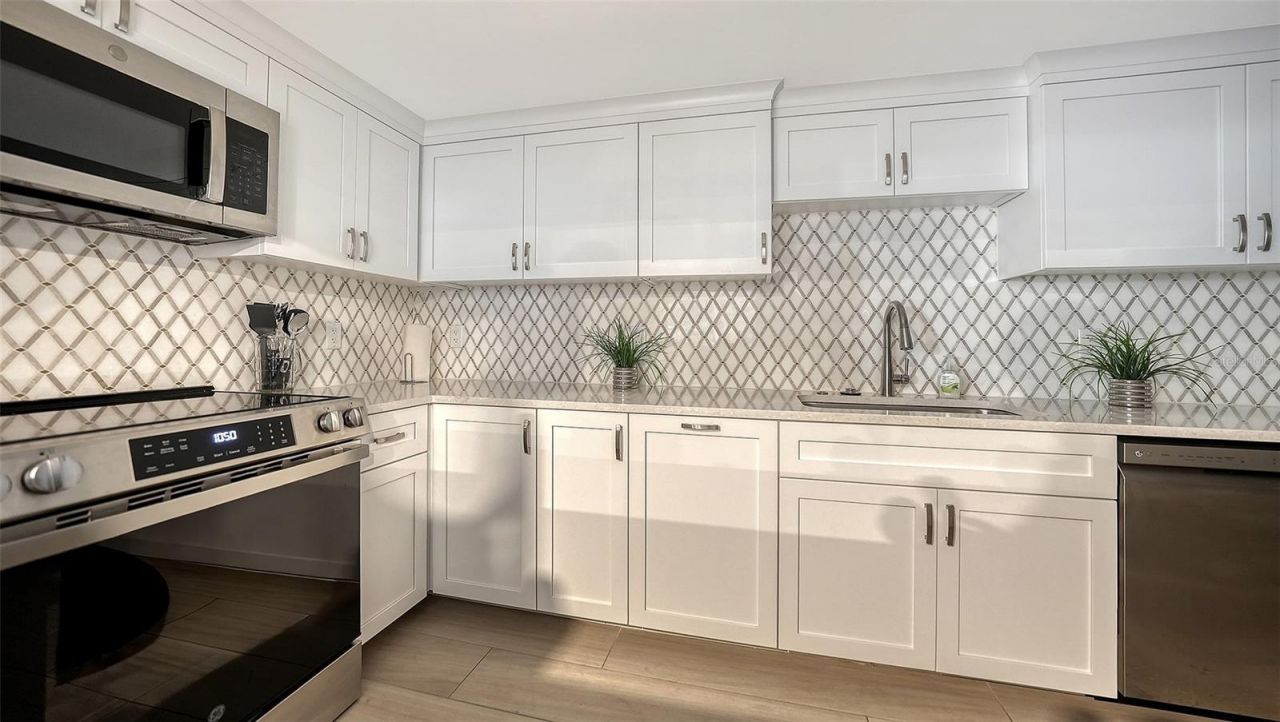 6275 Midnight Pass Road, Unit 6275, Sarasota, FL 34242 Photo