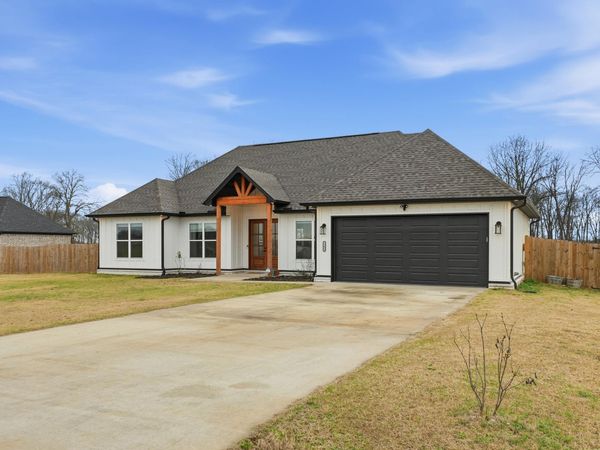 13423 Smarty Jones Dr, Scott, AR 72142