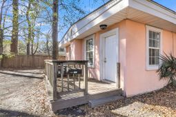 1507 Evergreen Street photo 4