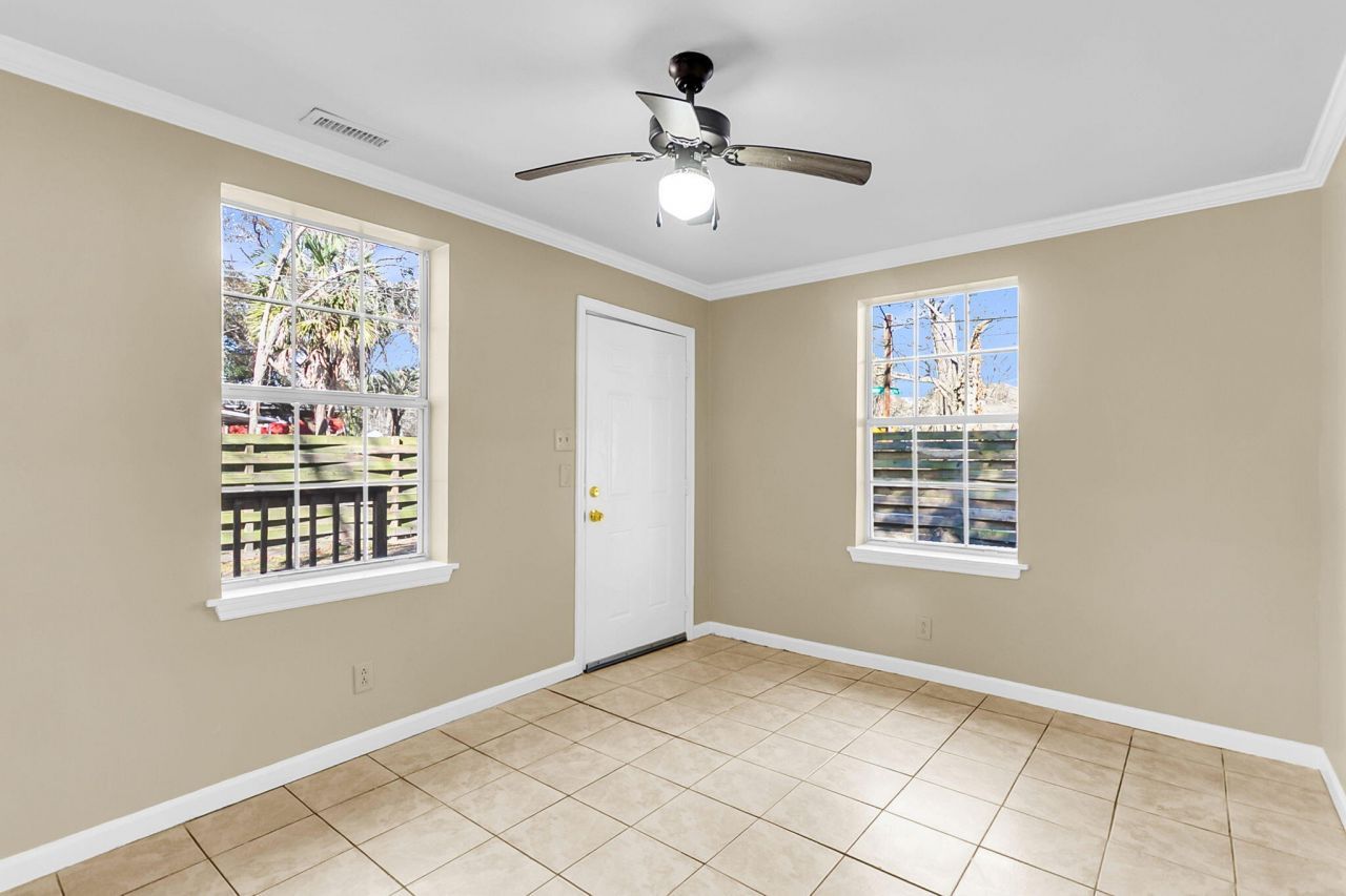 1507 Evergreen Street Photo 20