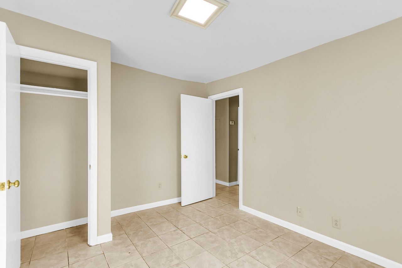 1507 Evergreen Street Photo 27