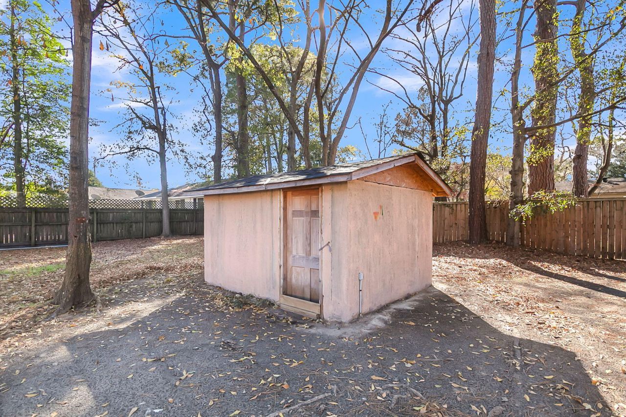 1507 Evergreen Street Photo 35