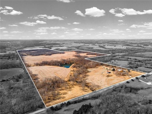 3919 State Route T Highway, Polo, MO 64671