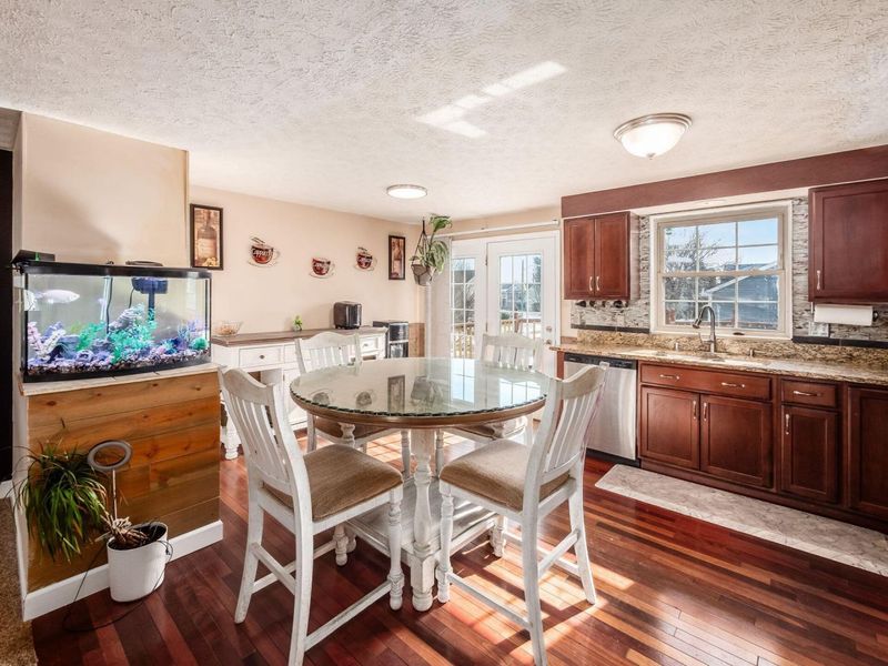 7001 Richfield Drive, Reynoldsburg, OH 43068 Photo 4