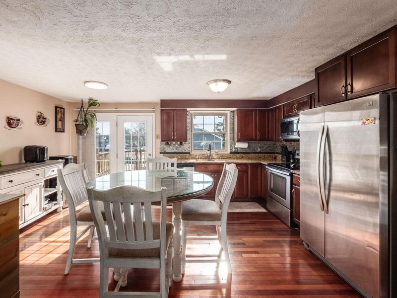 7001 Richfield Drive, Reynoldsburg, OH 43068 Photo 6