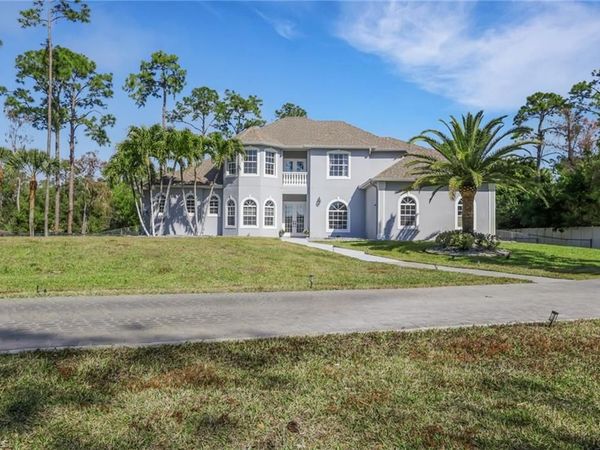 6181 Hidden Oaks LN, NAPLES, FL 34119