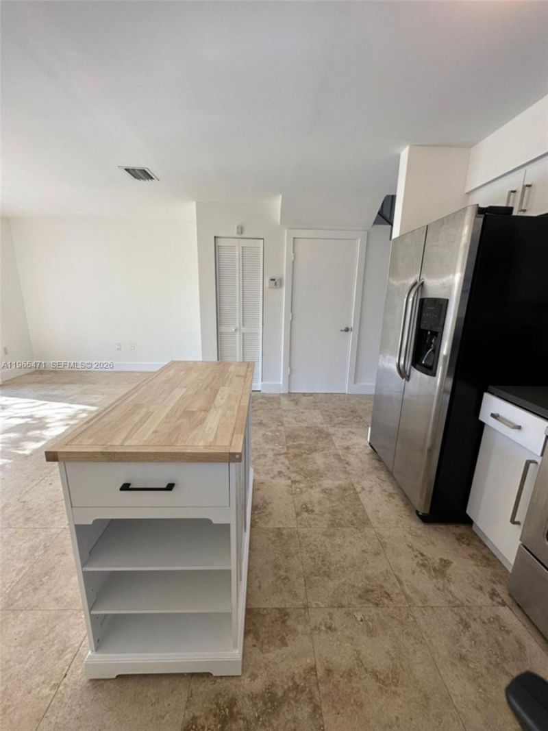 2772 SW 31st Ct , Unit 2772, Miami, FL 33133 Photo